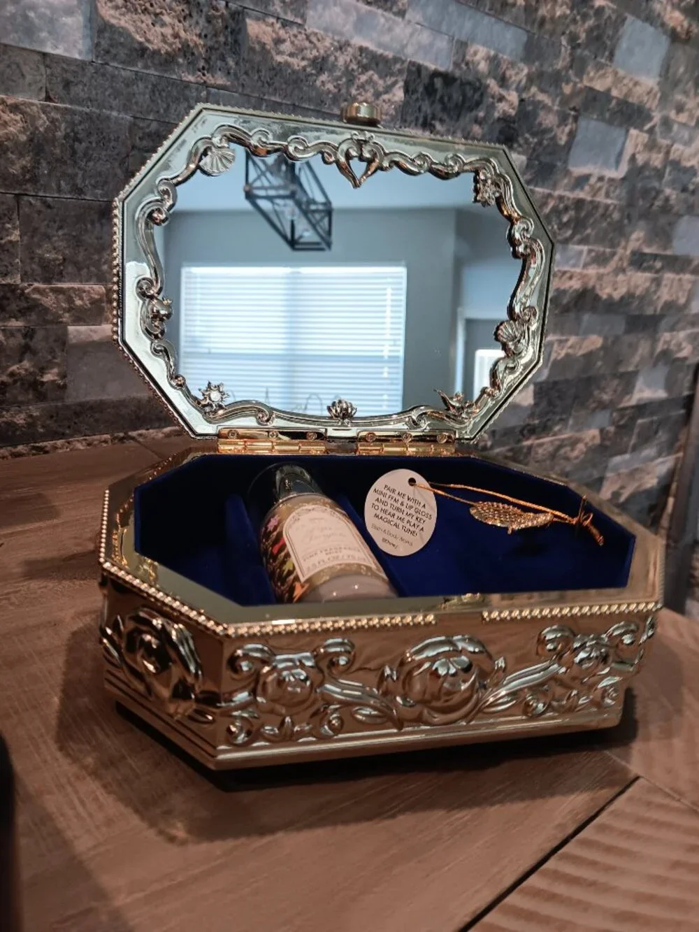 Limited-edition Disney Princess music box keepsake